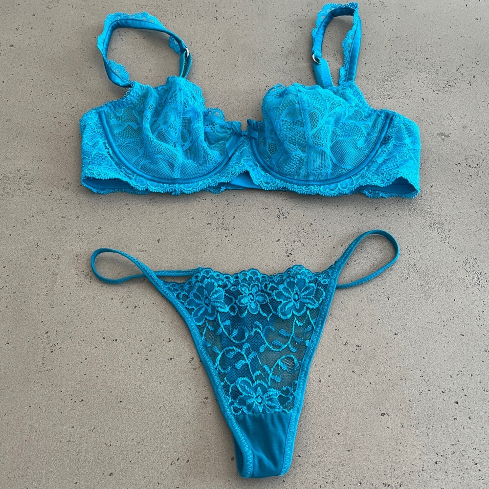 Victoria's Secret Teal Lace Lingerie Set